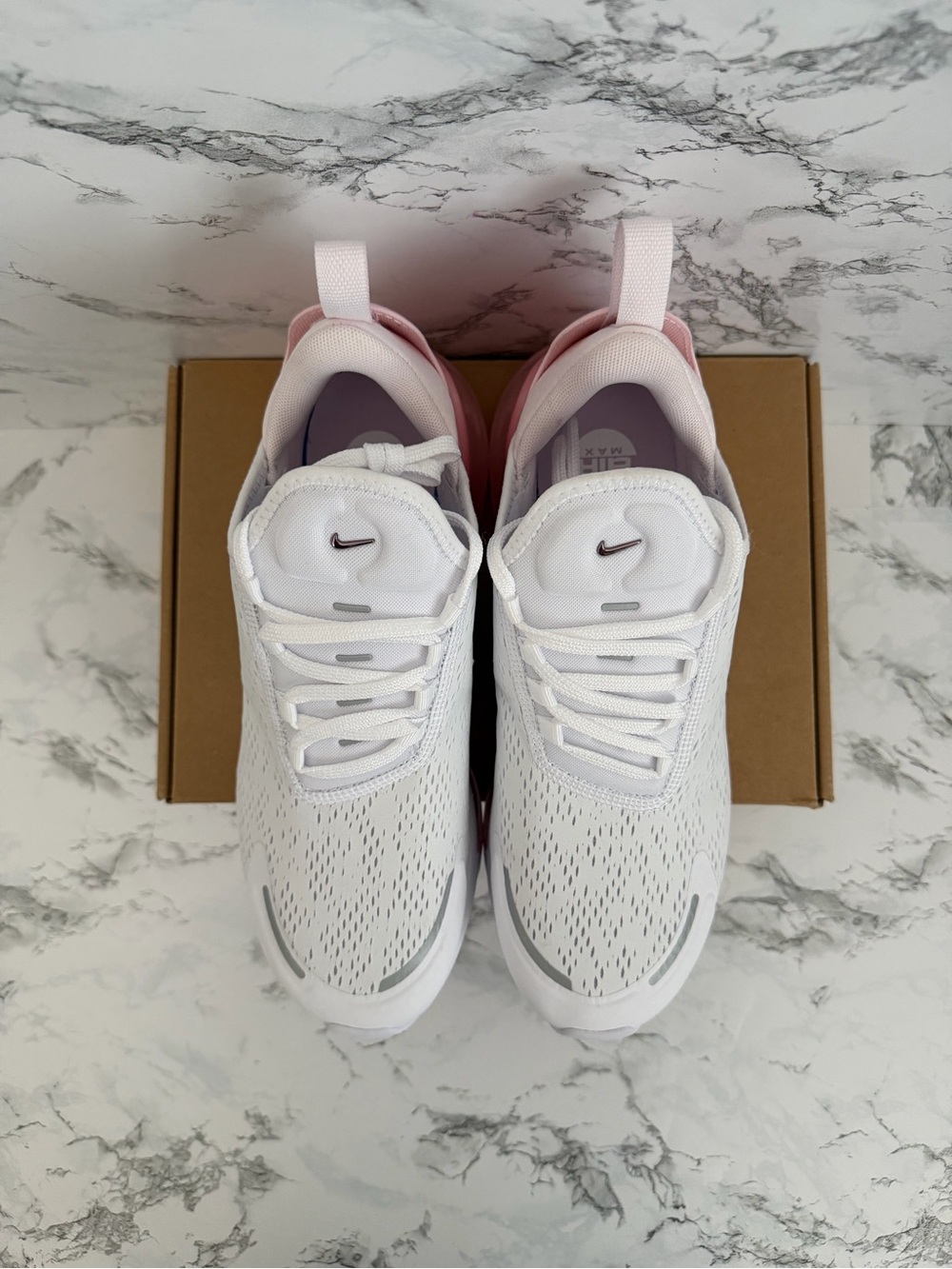 Nike Air Max 270 Premium Pink Foam Athletic Shoes Casual IO9884 Women’s Size 9.5 - Picture 5 of 8